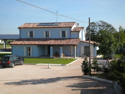Insolent Inn - 22