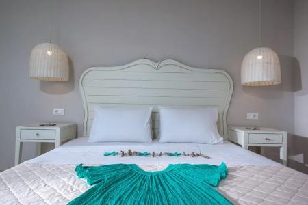 Notos Heights & Suites - 277