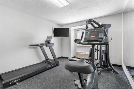Microtel Inn by Wyndham - 15
