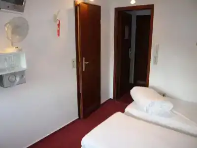 Relax & Spa Stuttgart - 2