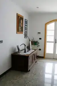 Rudi Hiti's Guest House - 11