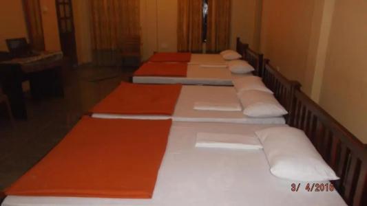 Anura Guest Inn - 44
