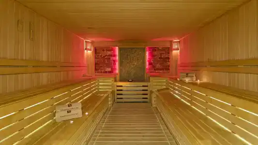 B Business & Spa - 25