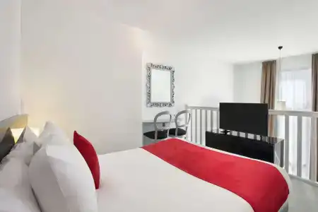 Sure by Best Western Nantes Beaujoire - 54
