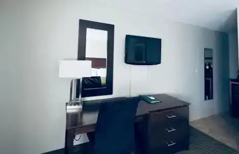 Quality Inn - 57