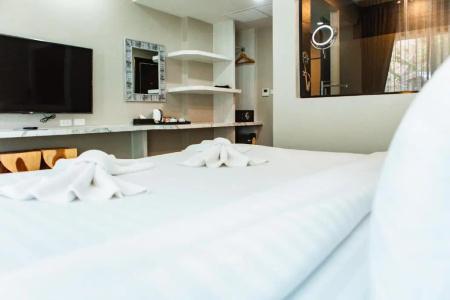 Triple L Patong Beach Phuket - 86