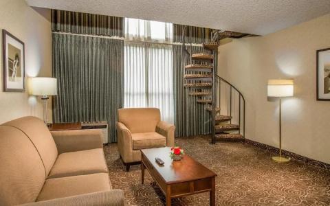 116, A Coast Hotel - 47