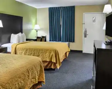 Quality Inn-Central Park Area - 59