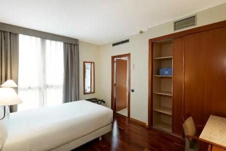 Sercotel Cornellà Barcelona - 57
