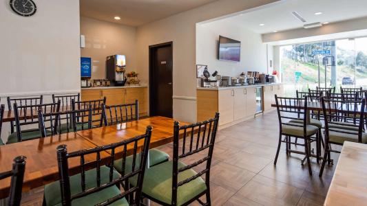 Best Western Plus - 19