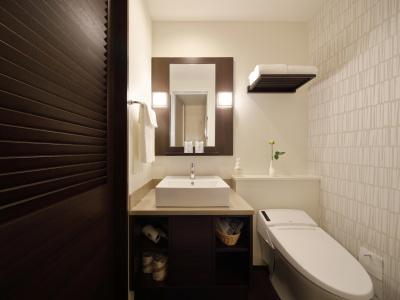 Red Roof Inn & Suites Osaka Namba Nipponbashi - 16