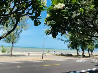 Pranmanee Beach - 5