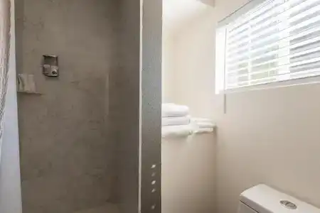 Shell Beach Inn - 28