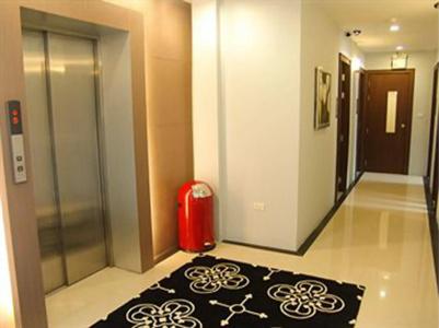 iCheck Inn Silom - 16