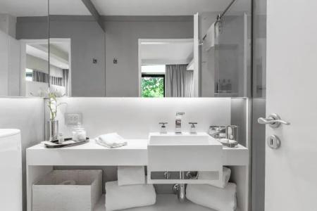 1828 Smart Boutique - 42