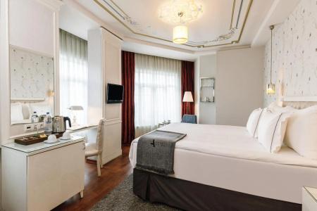 Amira Istanbul - 5