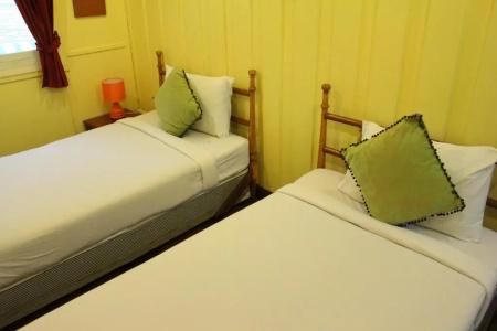 Samsen Sam Place - 97