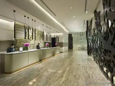 Hilton - 1