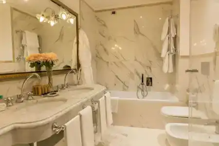 Bernini Palace - 18