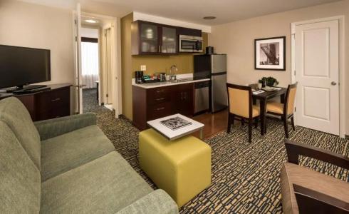 Homewood Suites Chicago Downtown - Magnificent Mile - 41