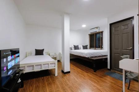 Diff Hostel - 104