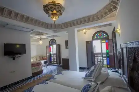Riad Salam - 30