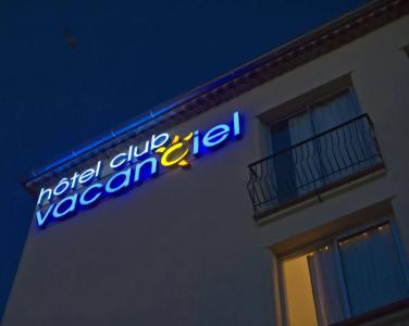 Hôtel Miléade Méditerranée - Port-Fréjus - 0