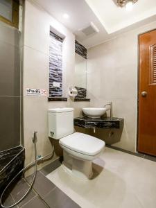 Vaccinated Staff - Oyo 458 Nakorn Siam Boutique - 9