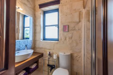 The Stonehouse - 30