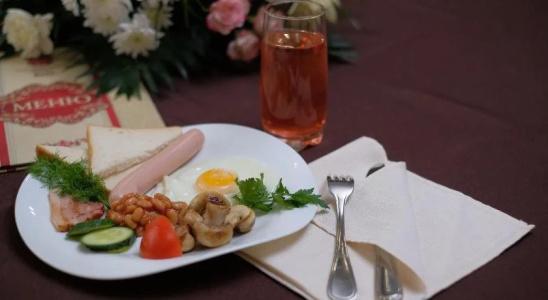 BeSt and Restaurant complex - 11