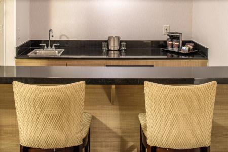 DoubleTree by Hilton - 26