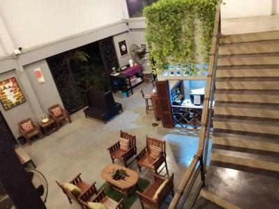 Nornlamphun Boutique - 18