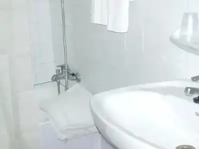Zhimbad B&B by the sea - 12