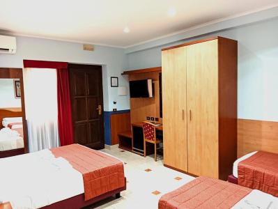 Riviera Airport, Sure Hotel Collection by Best Western - 2