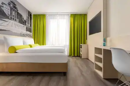 Super 8 by Wyndham Chemnitz - 5
