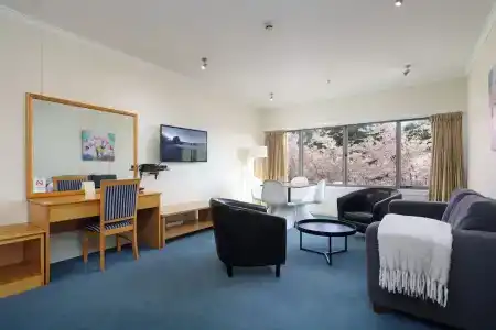 Saxton Lodge - 66