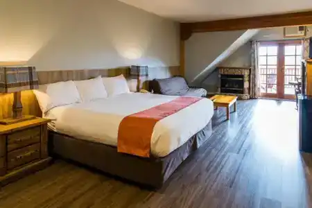 Glacier House & Resort - 108
