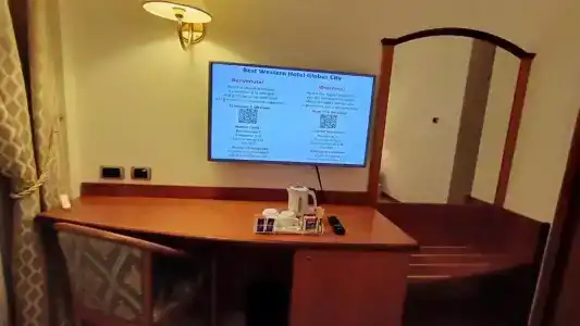Best Western Globus City - 77