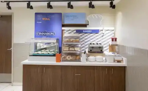 Holiday Inn Express & Suites-Golden Valley, an IHG - 17