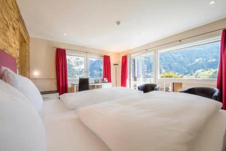 Belvedere Swiss Quality - 63