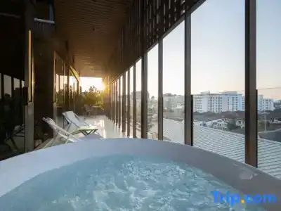 Shan Villas Sukhumvit - 219
