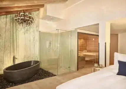 Firefly Luxury Suites - 1