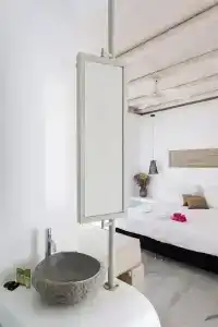 Zefi & Suites - 193