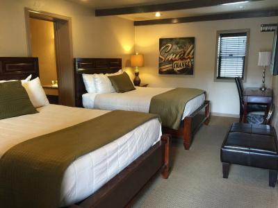 Rodeway Inn & Suites Downtowner-Rte 66 - 3