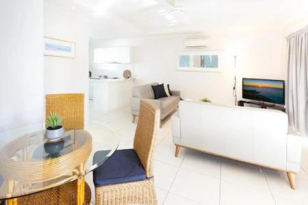 Noosa River Palms - 98