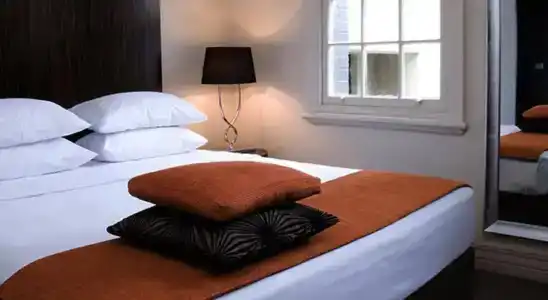 The Bayswater - 35