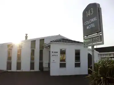 Colonial - 0