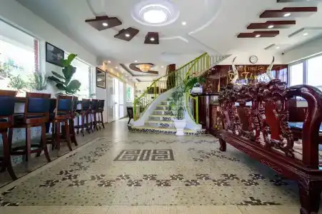 Robins Villa - 11