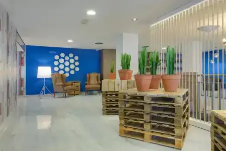Madrid Airport Suites, Affiliated by Meliá - 1