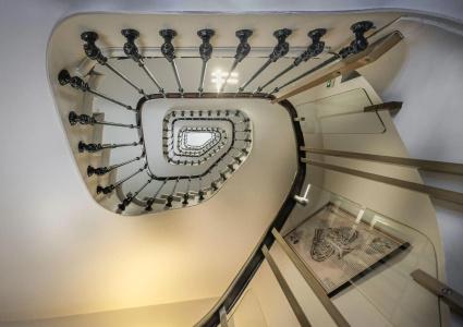 London - 10
